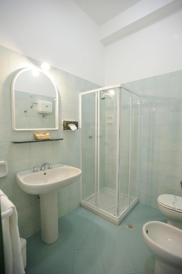 Hotel L'Approdo Di Angelino Pizzolungo Habitación foto